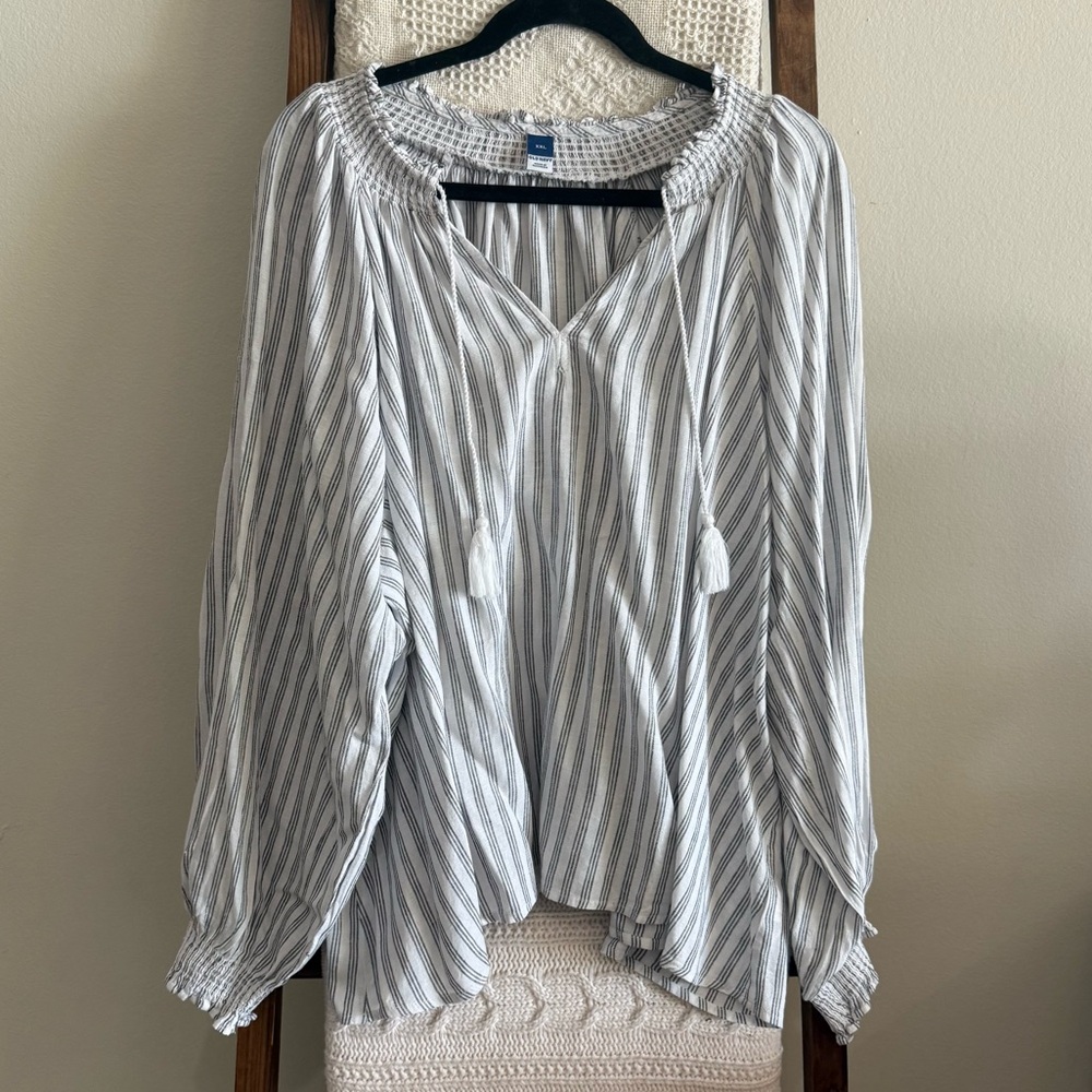 Old Navy White & Black Pinstripe Linen Blend Smocked Detailed Long Sleeve Blouse